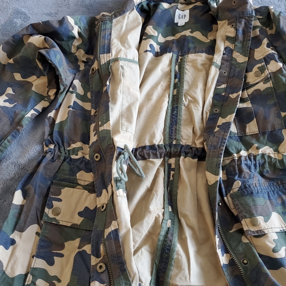 Gap Camo Jacket - Picture 4 of 4